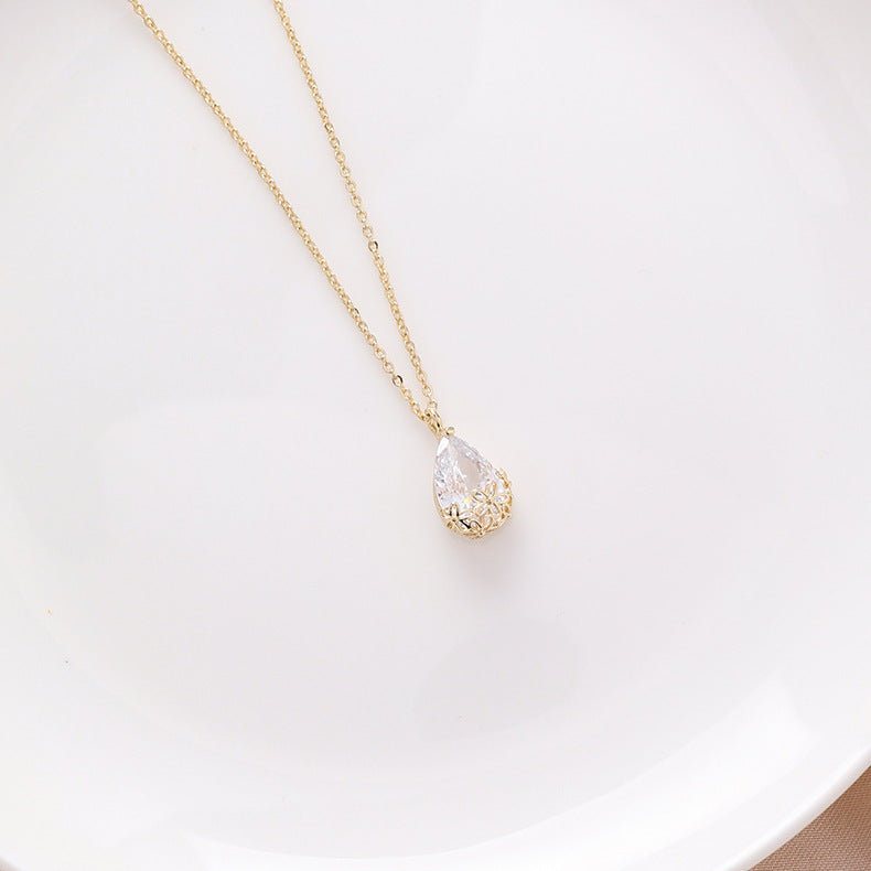 Collier pendentif goutte d'eau en zircon vintage tendance pour femme