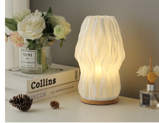 L'élégance en amour – Lampe de bureau romantique pour une ambiance de rêve