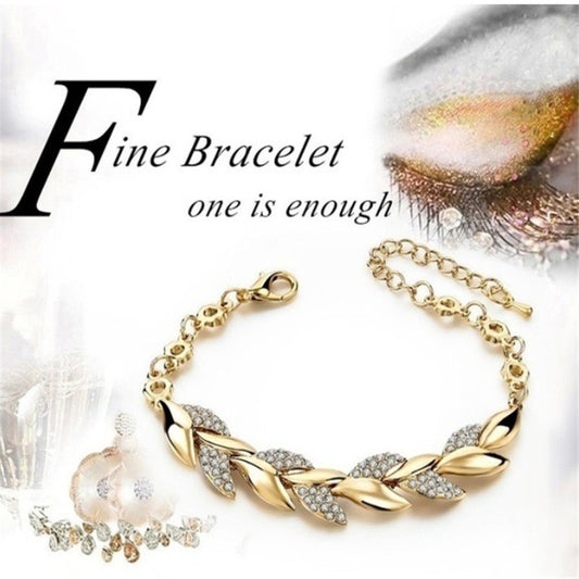 Elegant 18K Gold Leaf Bracelet